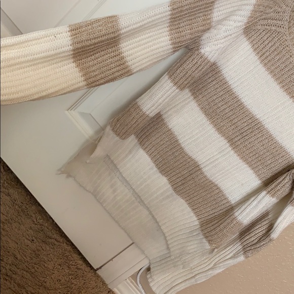 Sweater knitted - Picture 3 of 3